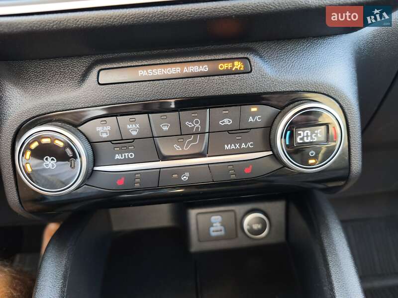 Позашляховик / Кросовер Ford Escape 2021 в Стрию