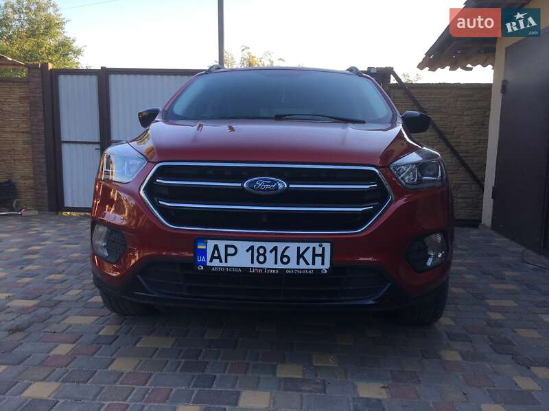 Внедорожник / Кроссовер Ford Escape 2019 в Запорожье