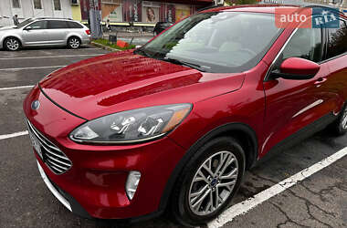 Внедорожник / Кроссовер Ford Escape 2022 в 