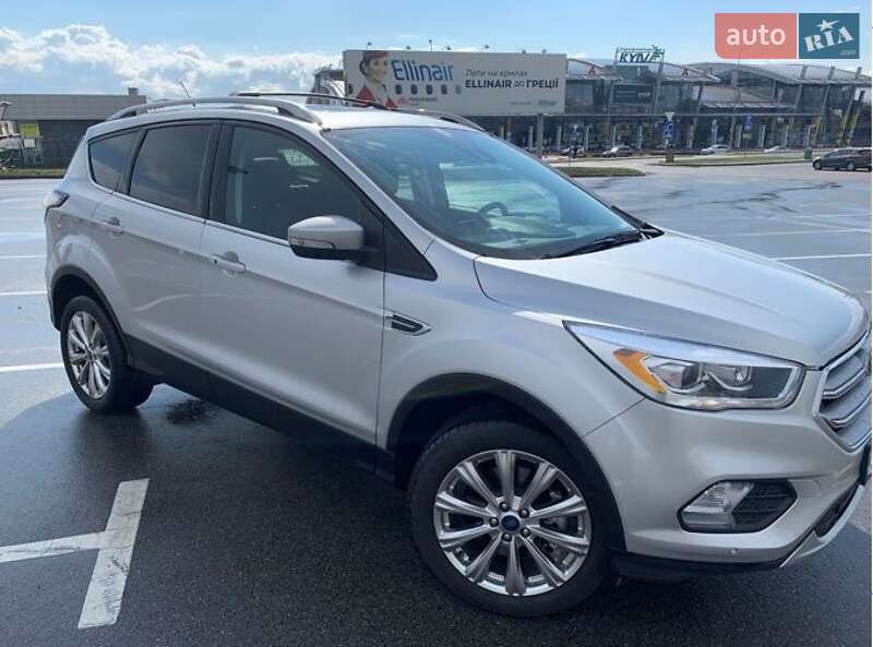Внедорожник / Кроссовер Ford Escape 2017 в Киеве фото 2 Внедорожник / Кроссовер Ford Escape 2017 в Киеве