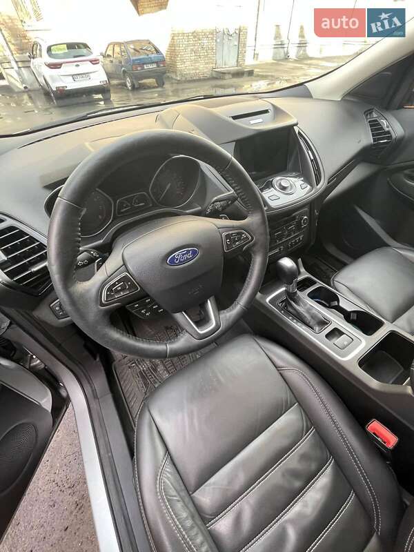 Внедорожник / Кроссовер Ford Escape 2017 в Киеве фото 4 Внедорожник / Кроссовер Ford Escape 2017 в Киеве