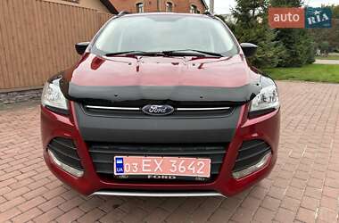 Внедорожник / Кроссовер Ford Escape 2015 в 