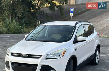 Внедорожник / Кроссовер Ford Escape 2015 в Киеве