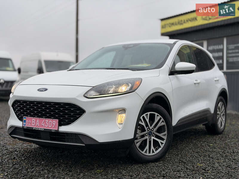Внедорожник / Кроссовер Ford Escape 2022 в 