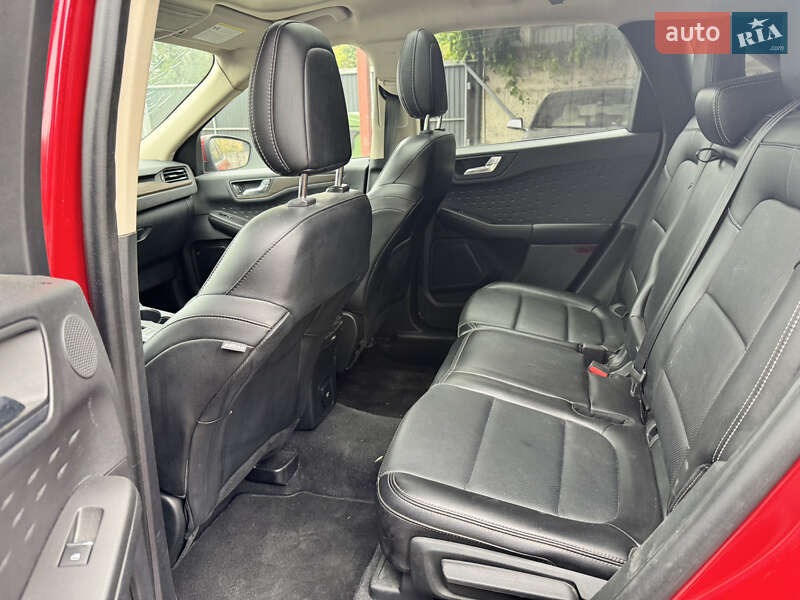 Внедорожник / Кроссовер Ford Escape 2020 в Ровно