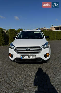 Внедорожник / Кроссовер Ford Escape 2017 в 