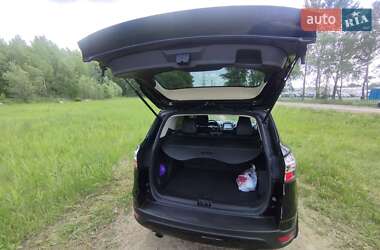 Внедорожник / Кроссовер Ford Escape 2018 в 