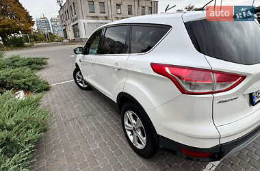 Внедорожник / Кроссовер Ford Escape 2014 в 