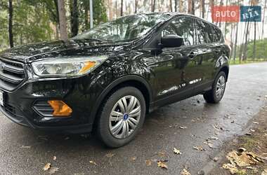 Внедорожник / Кроссовер Ford Escape 2017 в 