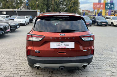 Внедорожник / Кроссовер Ford Escape 2019 в 