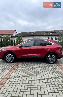 Внедорожник / Кроссовер Ford Escape 2023 в 
