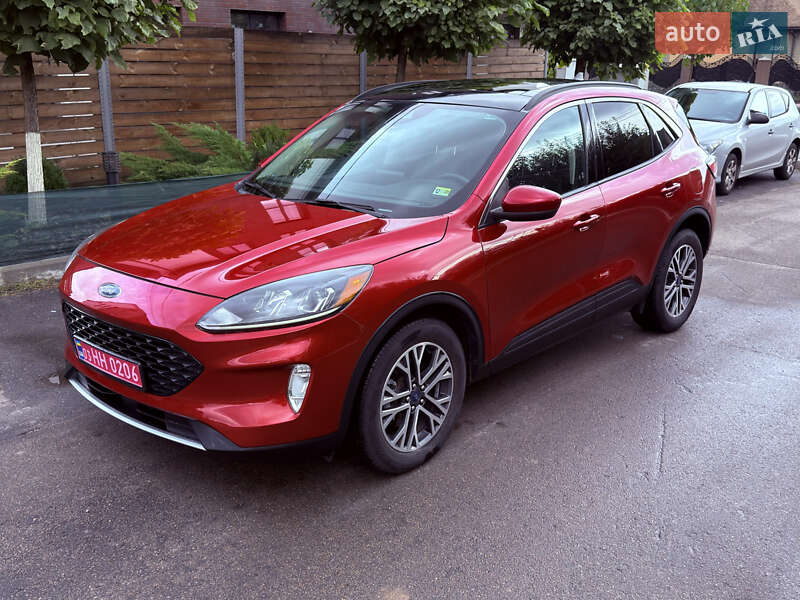 Внедорожник / Кроссовер Ford Escape 2020 в Киеве