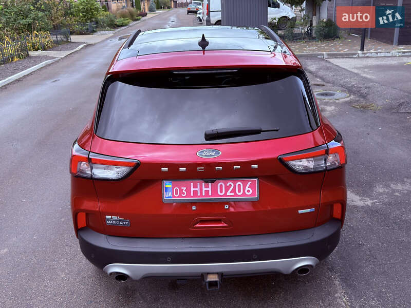 Внедорожник / Кроссовер Ford Escape 2020 в Киеве