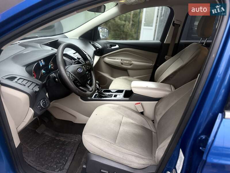Внедорожник / Кроссовер Ford Escape 2018 в Львове