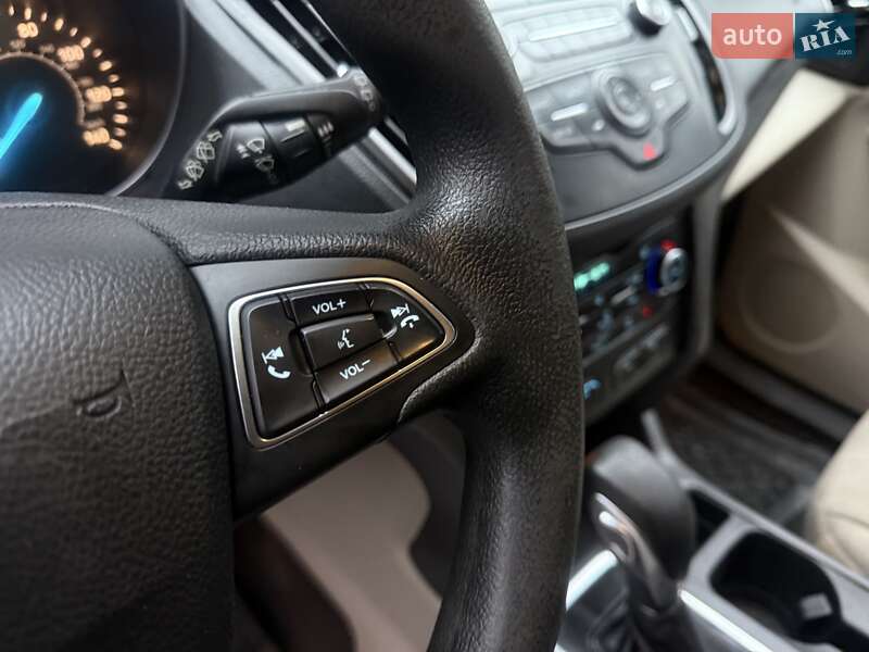 Внедорожник / Кроссовер Ford Escape 2018 в Львове