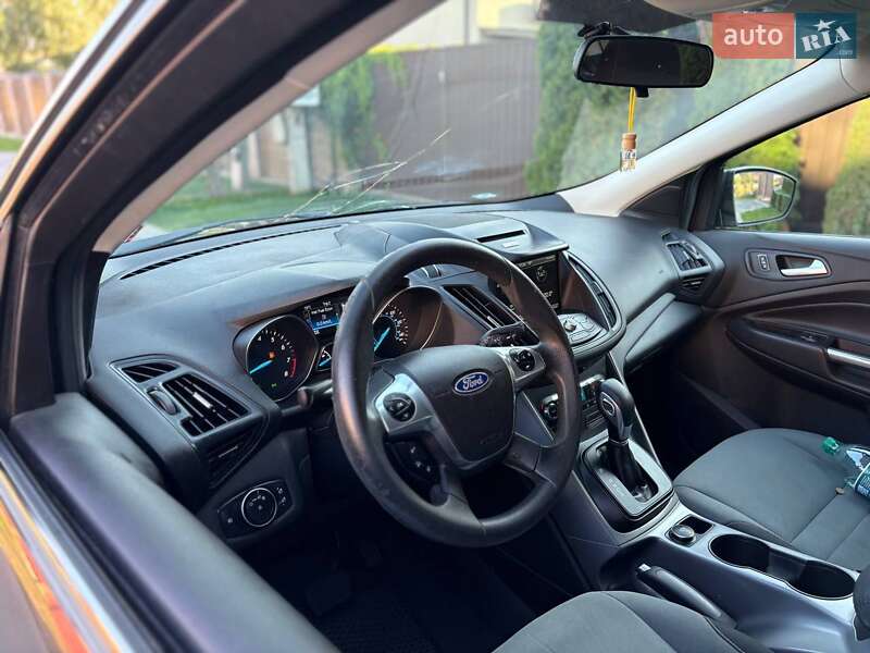 Внедорожник / Кроссовер Ford Escape 2015 в Киеве