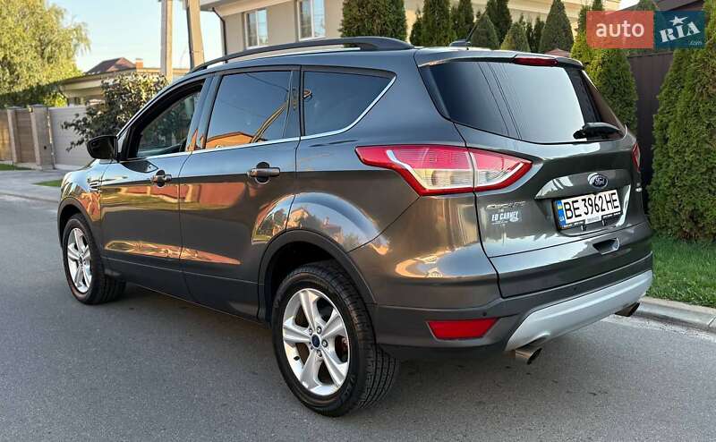 Внедорожник / Кроссовер Ford Escape 2015 в Киеве