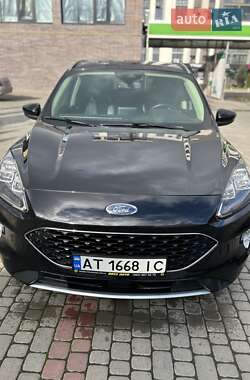 Внедорожник / Кроссовер Ford Escape 2020 в 