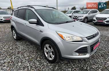 Внедорожник / Кроссовер Ford Escape 2013 в 