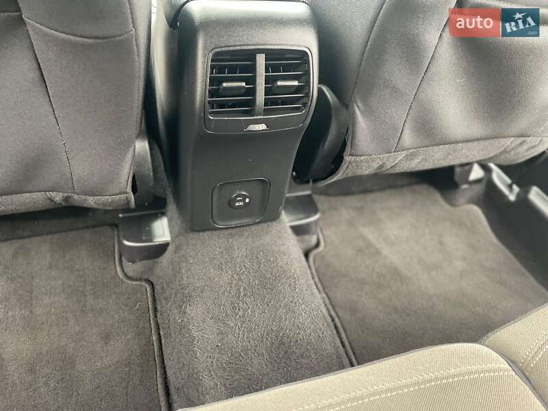 Позашляховик / Кросовер Ford Escape 2020 в Вінниці