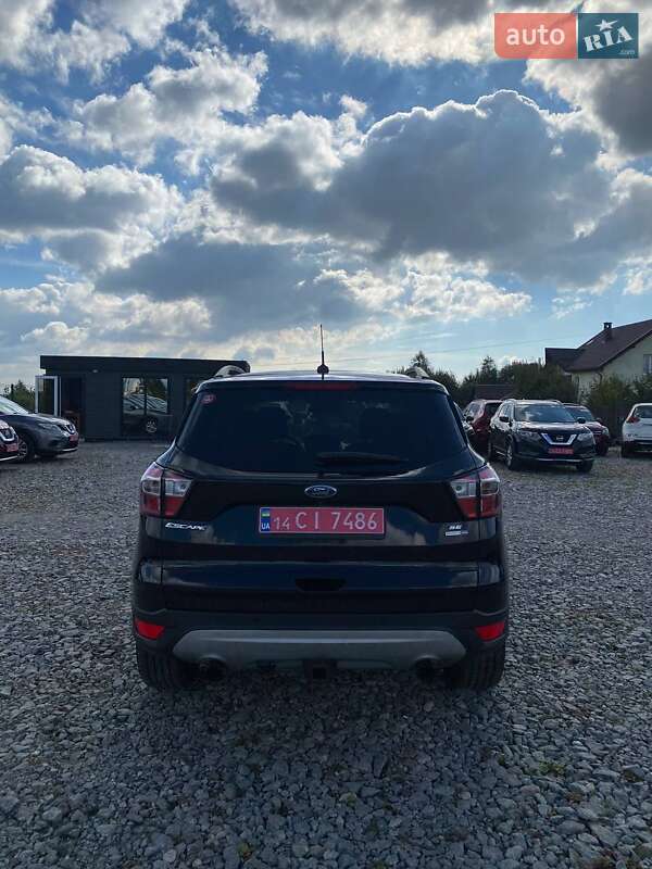 Позашляховик / Кросовер Ford Escape 2017 в Львові