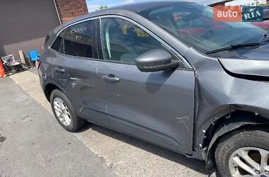 Внедорожник / Кроссовер Ford Escape 2021 в 