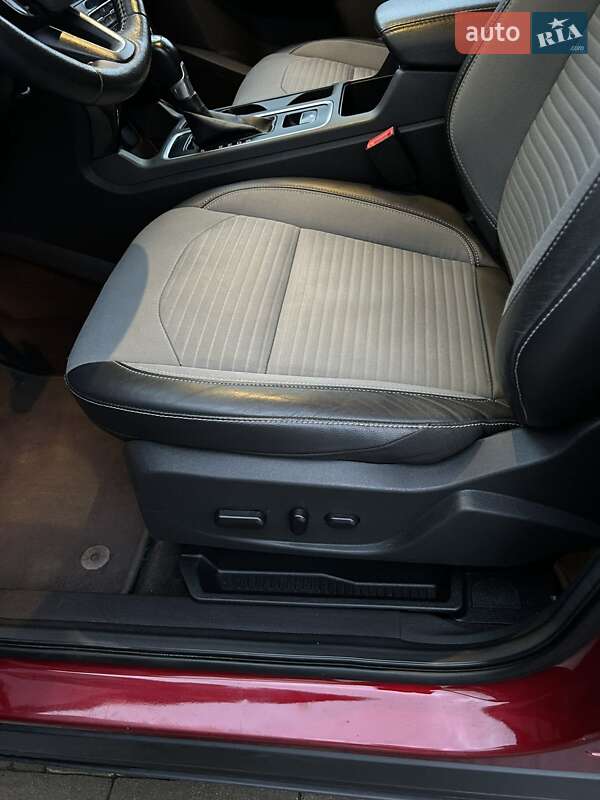 Позашляховик / Кросовер Ford Escape 2017 в Львові фото 24 Позашляховик / Кросовер Ford Escape 2017 в Львові