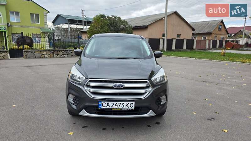 Позашляховик / Кросовер Ford Escape 2016 в Умані фото 8 Позашляховик / Кросовер Ford Escape 2016 в Умані