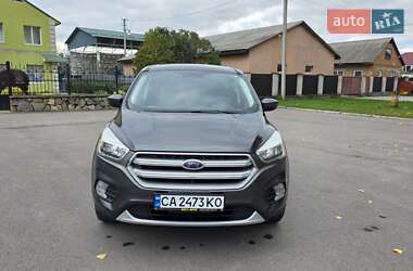 Внедорожник / Кроссовер Ford Escape 2016 в 