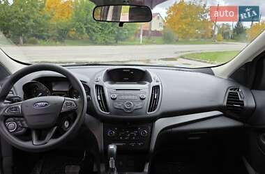 Внедорожник / Кроссовер Ford Escape 2016 в 