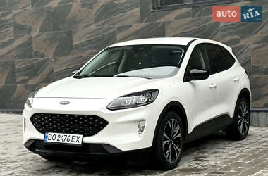Позашляховик / Кросовер Ford Escape 2022 в 