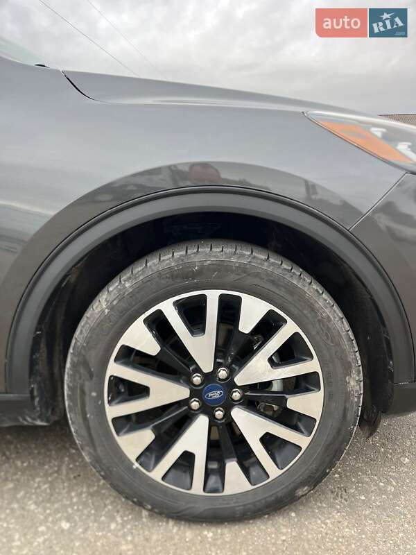 Внедорожник / Кроссовер Ford Escape 2020 в Шаргороде фото 11 Внедорожник / Кроссовер Ford Escape 2020 в Шаргороде