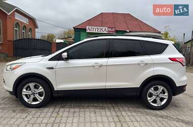 Внедорожник / Кроссовер Ford Escape 2014 в 