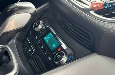 Внедорожник / Кроссовер Ford Escape 2014 в 