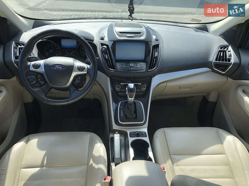 Внедорожник / Кроссовер Ford Escape 2013 в Черновцах