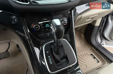 Позашляховик / Кросовер Ford Escape 2013 в 
