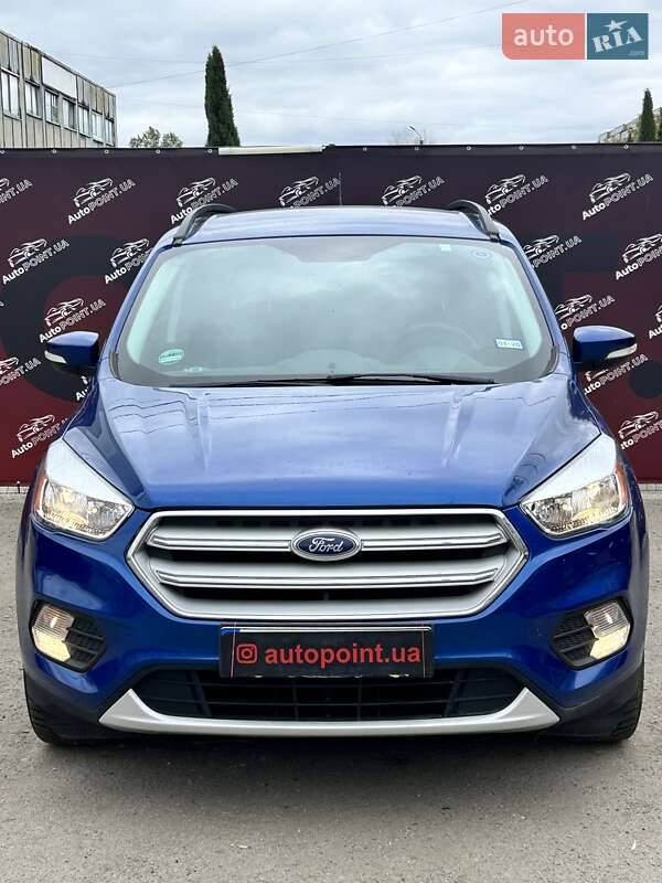 Внедорожник / Кроссовер Ford Escape 2017 в Сумах