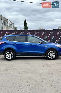 Позашляховик / Кросовер Ford Escape 2017 в 