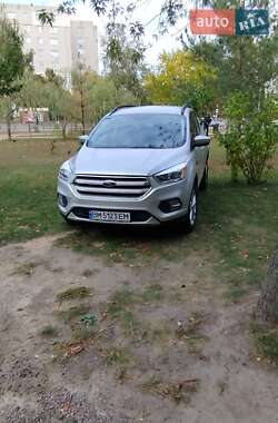 Внедорожник / Кроссовер Ford Escape 2018 в Сумах
