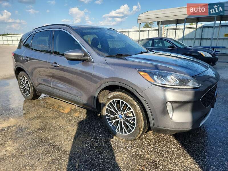 Внедорожник / Кроссовер Ford Escape 2021 в Тернополе