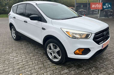 Позашляховик / Кросовер Ford Escape 2017 в Трускавці