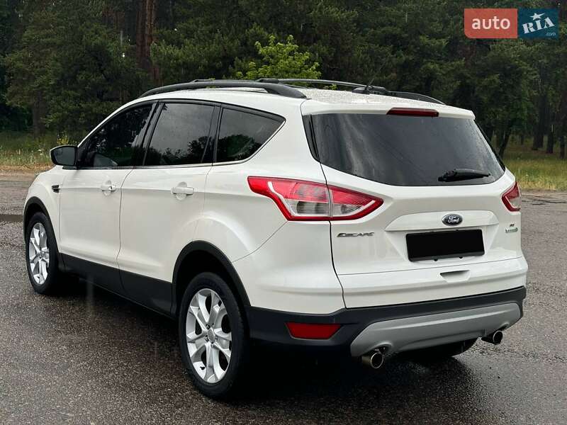 Внедорожник / Кроссовер Ford Escape 2013 в Ахтырке