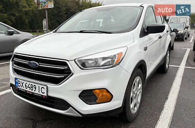 Позашляховик / Кросовер Ford Escape 2019 в  фото 14 Позашляховик / Кросовер Ford Escape 2019 в