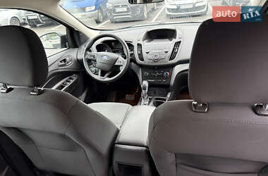 Позашляховик / Кросовер Ford Escape 2019 в  фото 62 Позашляховик / Кросовер Ford Escape 2019 в
