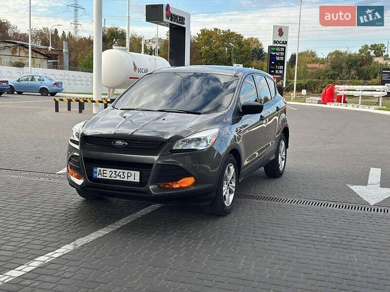 Позашляховик / Кросовер Ford Escape 2015 в Дніпрі