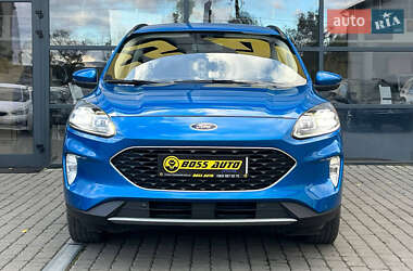 Внедорожник / Кроссовер Ford Escape 2019 в 