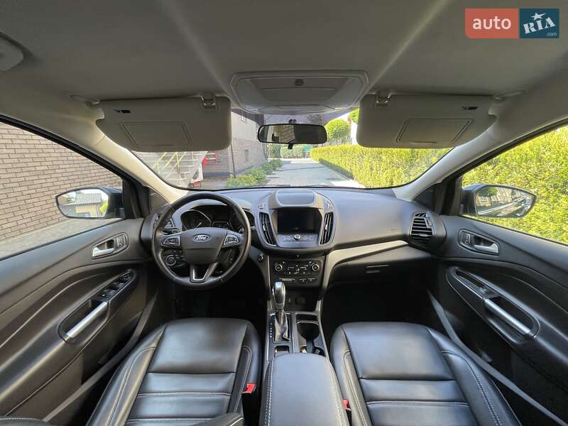Внедорожник / Кроссовер Ford Escape 2018 в Стрые