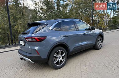 Внедорожник / Кроссовер Ford Escape 2024 в 