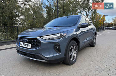 Внедорожник / Кроссовер Ford Escape 2024 в 
