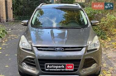 Внедорожник / Кроссовер Ford Escape 2013 в 